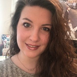 Meet your Posher, Michaela